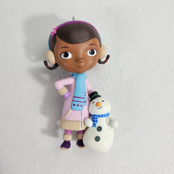 Hallmark 2015 Doc And Chilly Disney Doc McStuffins Christmas Ornament - Picture 2 of 13